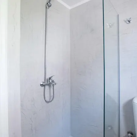 מונמבאסיה Akra Morea Hotel & Residences מראה חיצוני תמונה